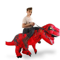 Deguisement assis <br>sur un Dinosaure</br>